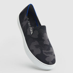 Rothys Sneaker NWB/Unworn (Gray Camo)